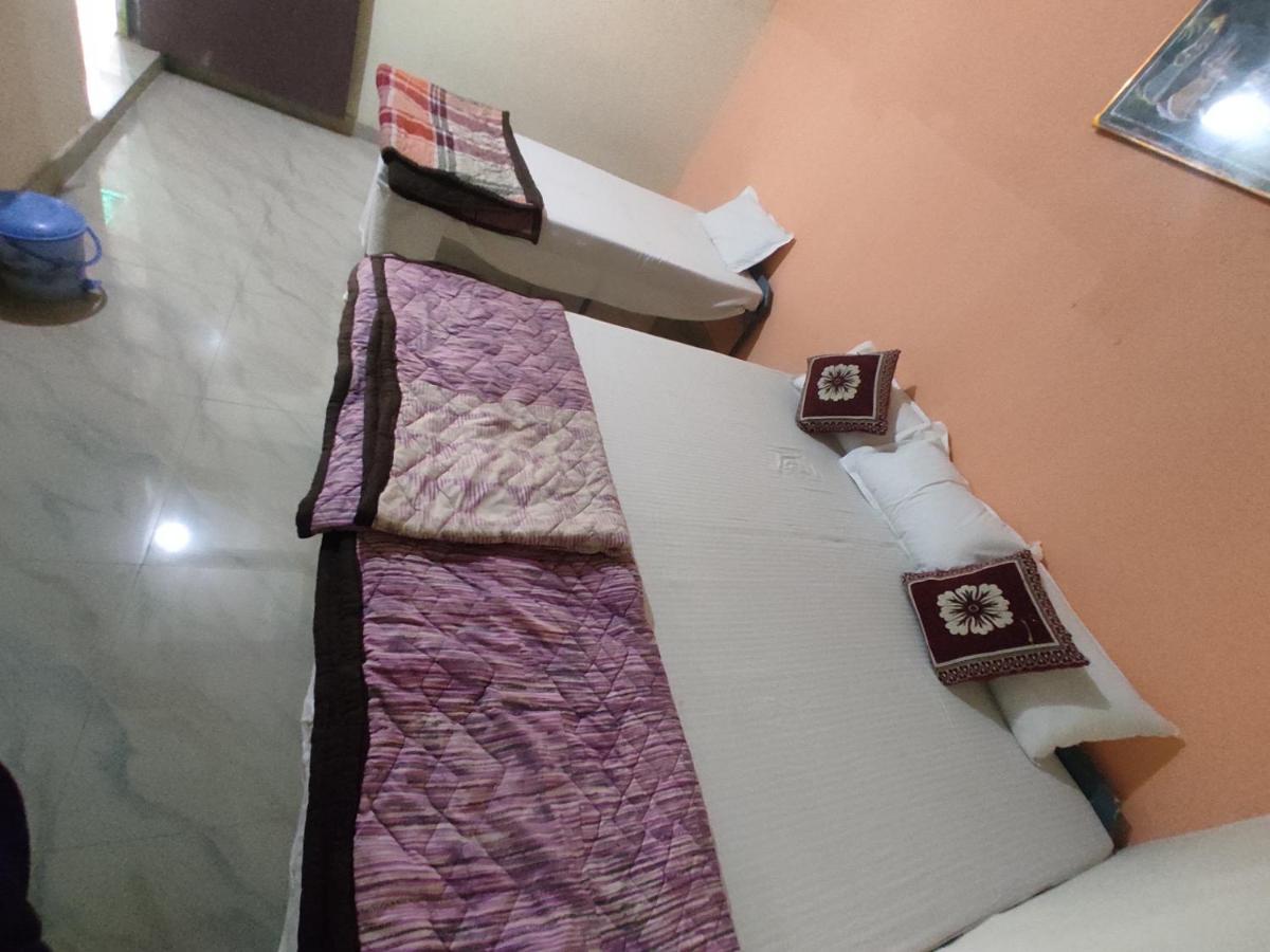 Superinn Home Stay& Guest House Агра Экстерьер фото