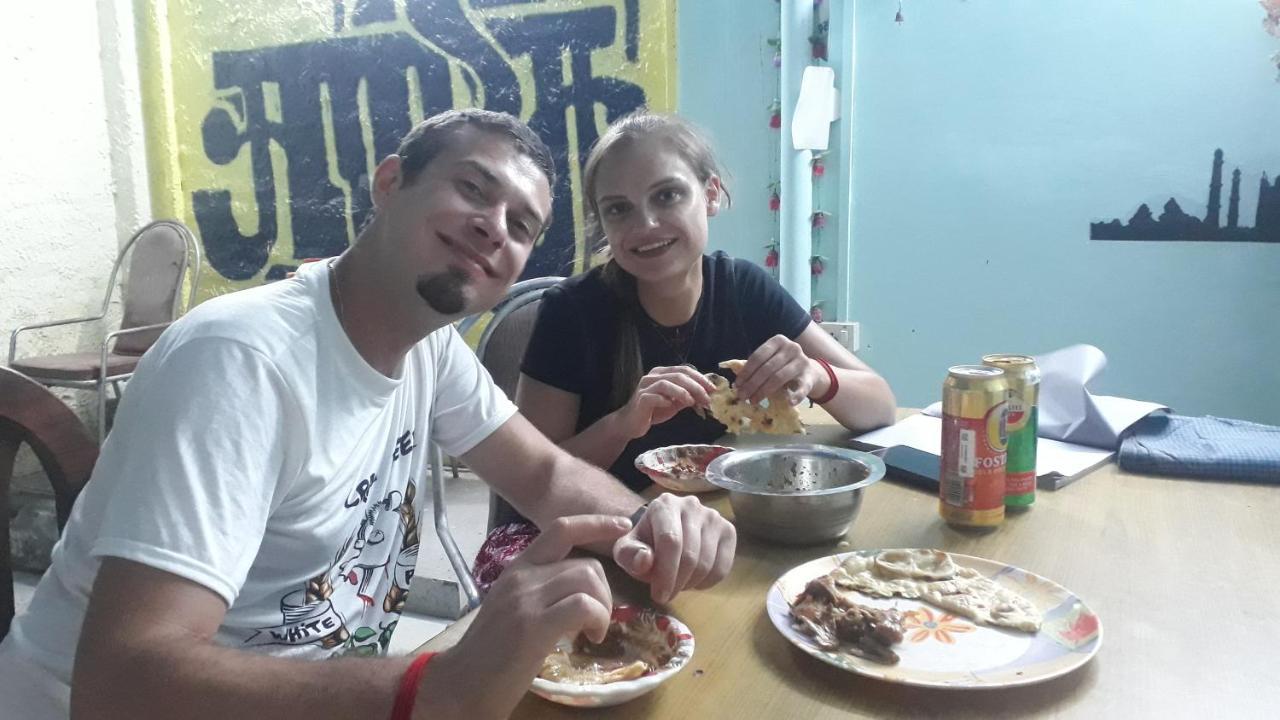 Superinn Home Stay& Guest House Агра Экстерьер фото